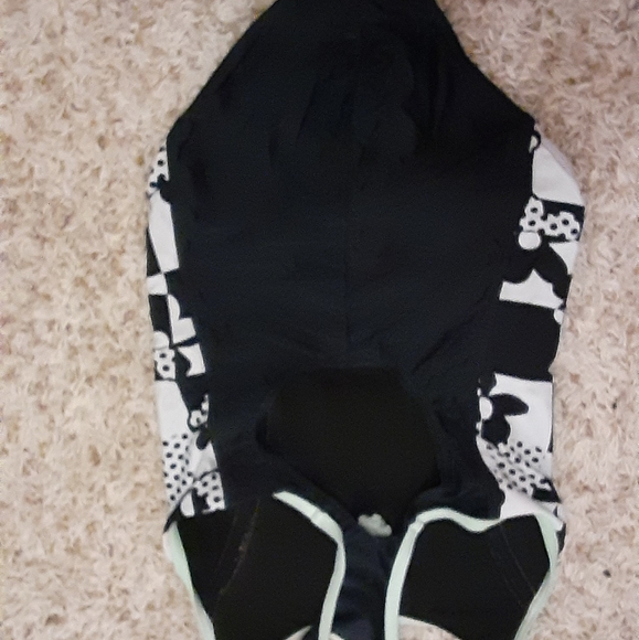 Swim suit - Picture 2 of 2